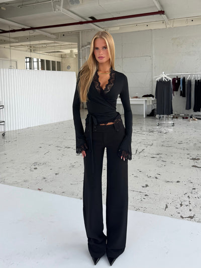 TALL Button Low Waist Hose – Schwarz