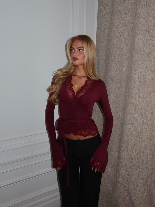 New Ballerina Basic Lace Top – Burgundy