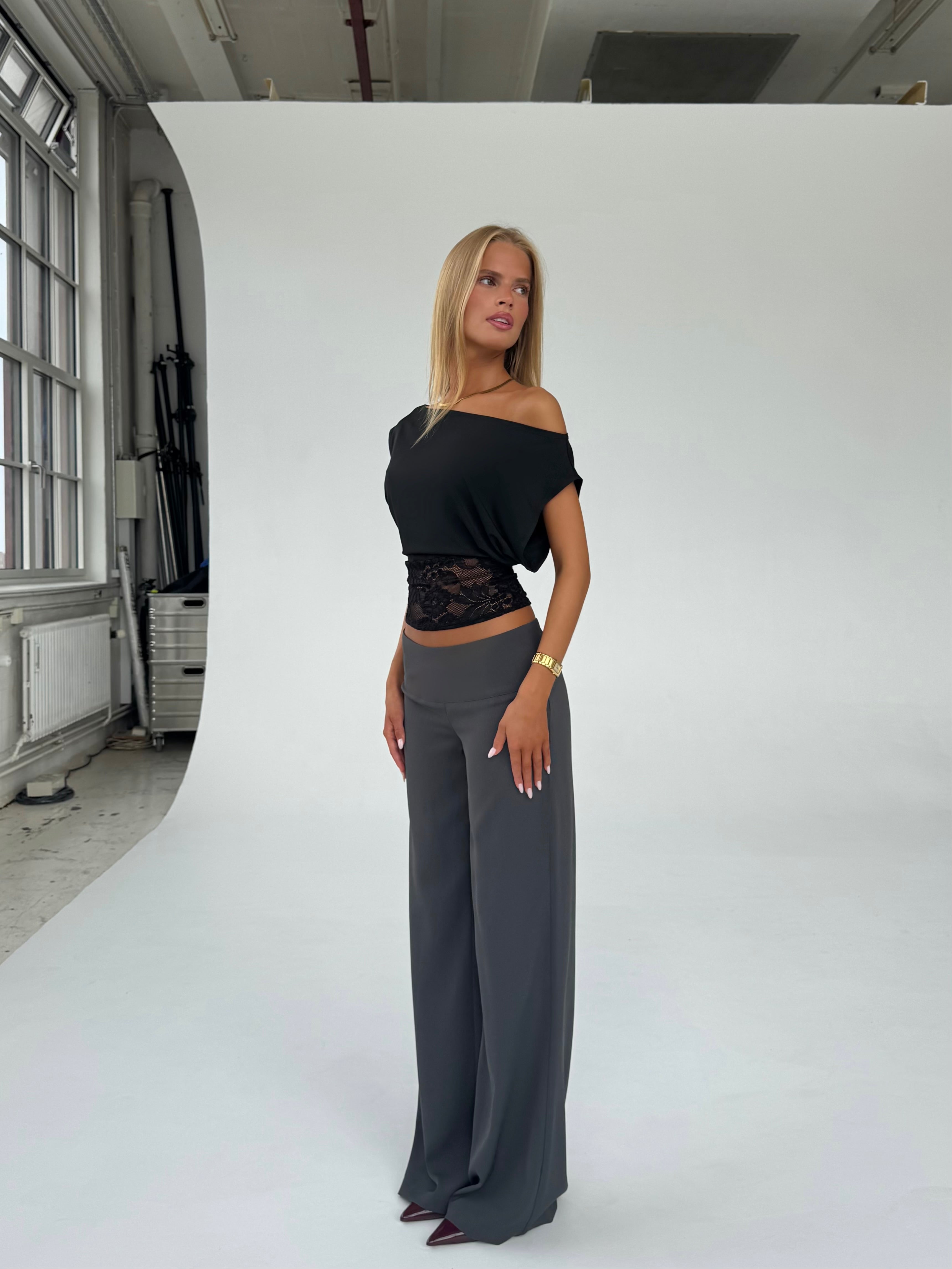 Flowy low waist bukser - mørk grå