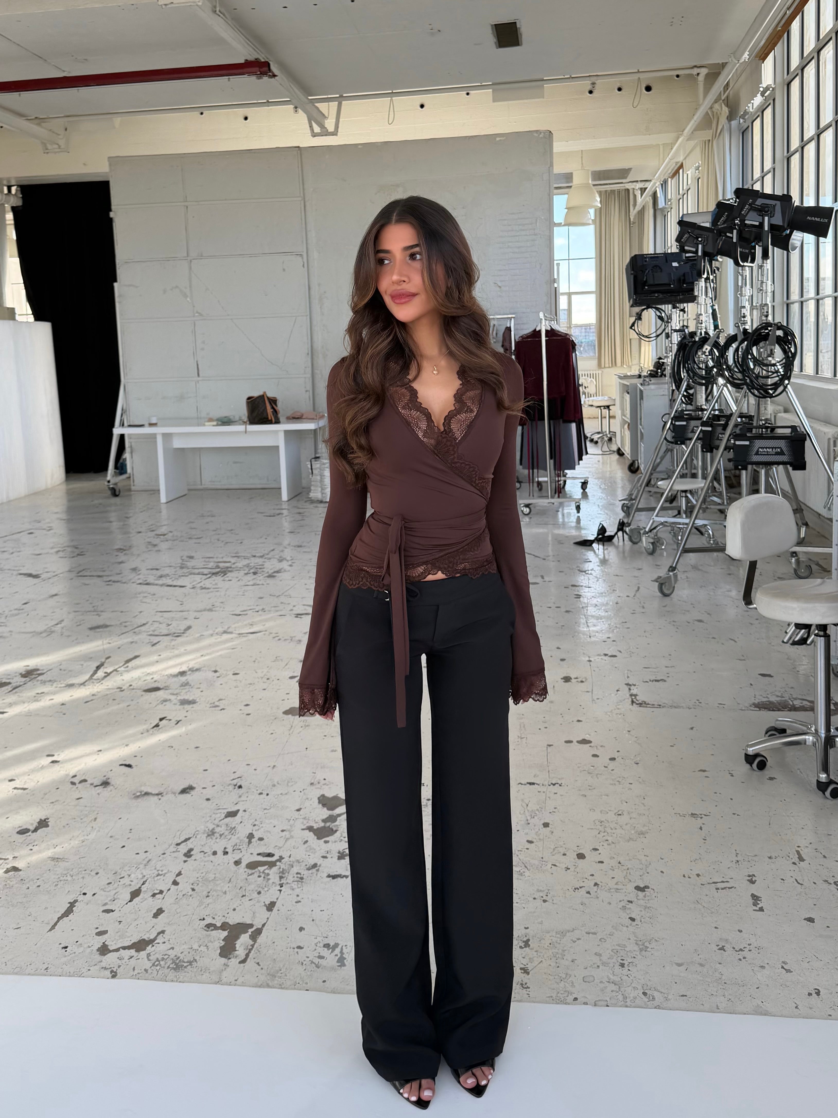 New ballerina basic lace top - mørk brun