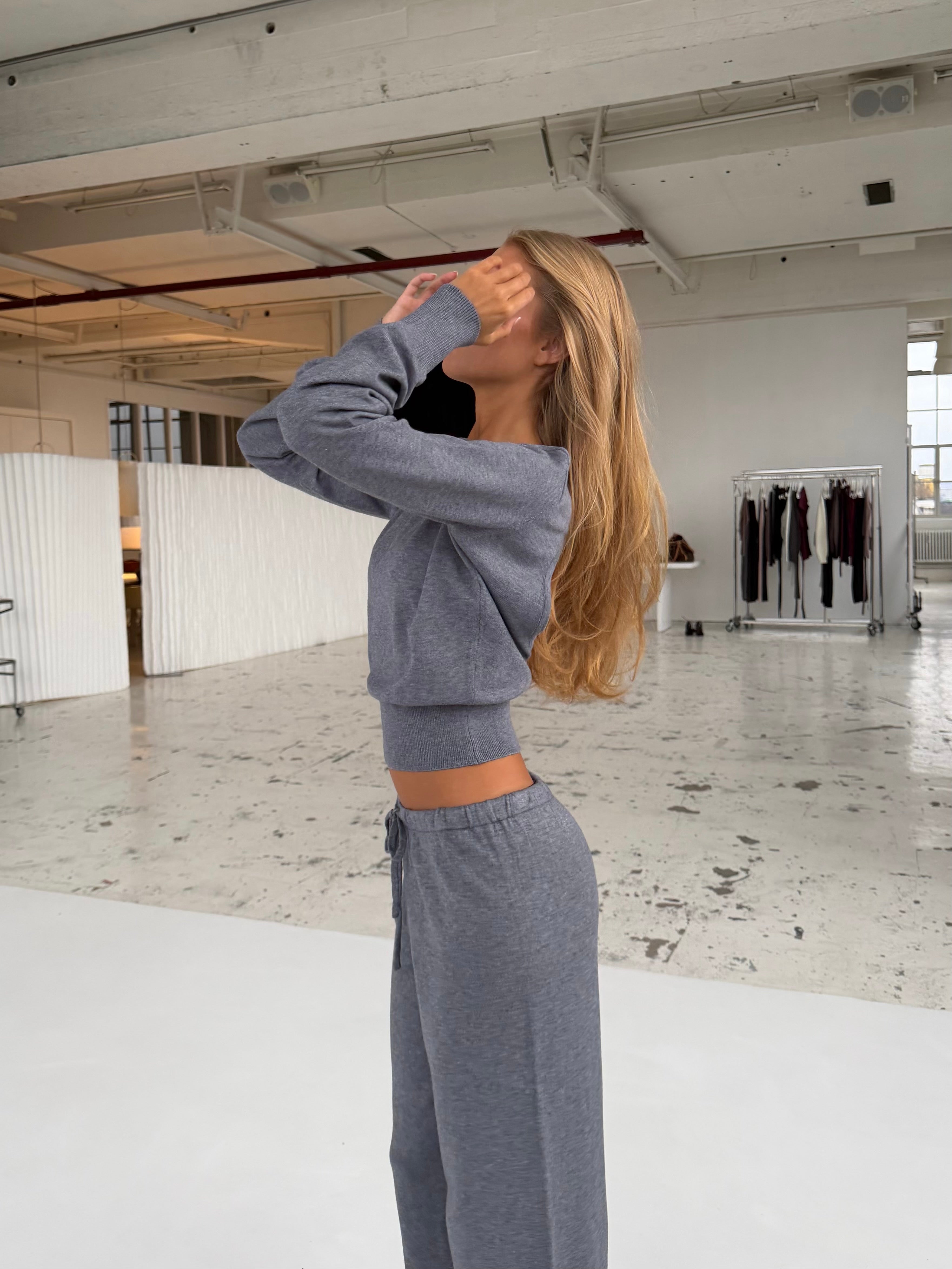 Open back knit top - meleret grå