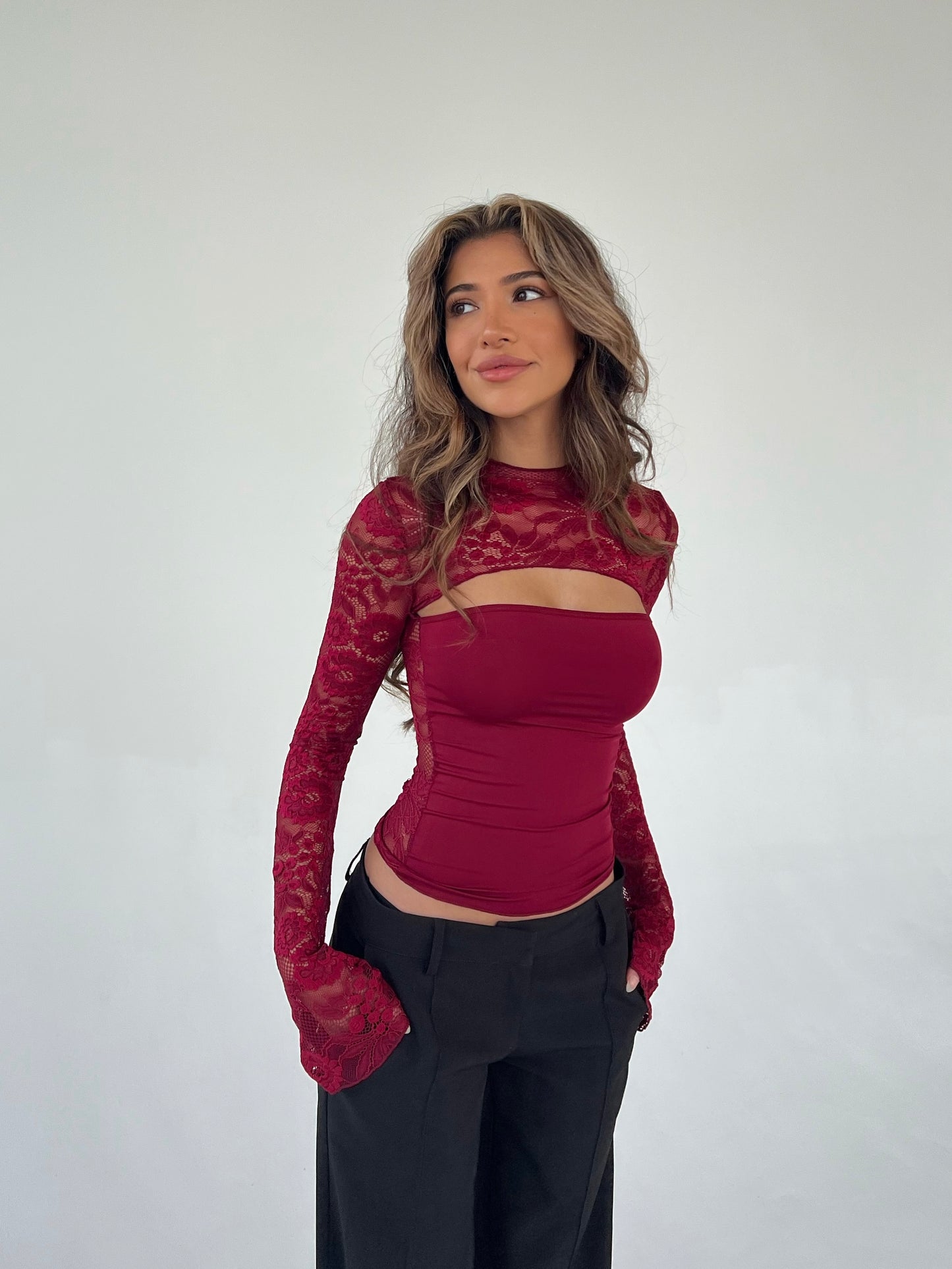 Lara Lace Long Sleeve Top - dunkelrot