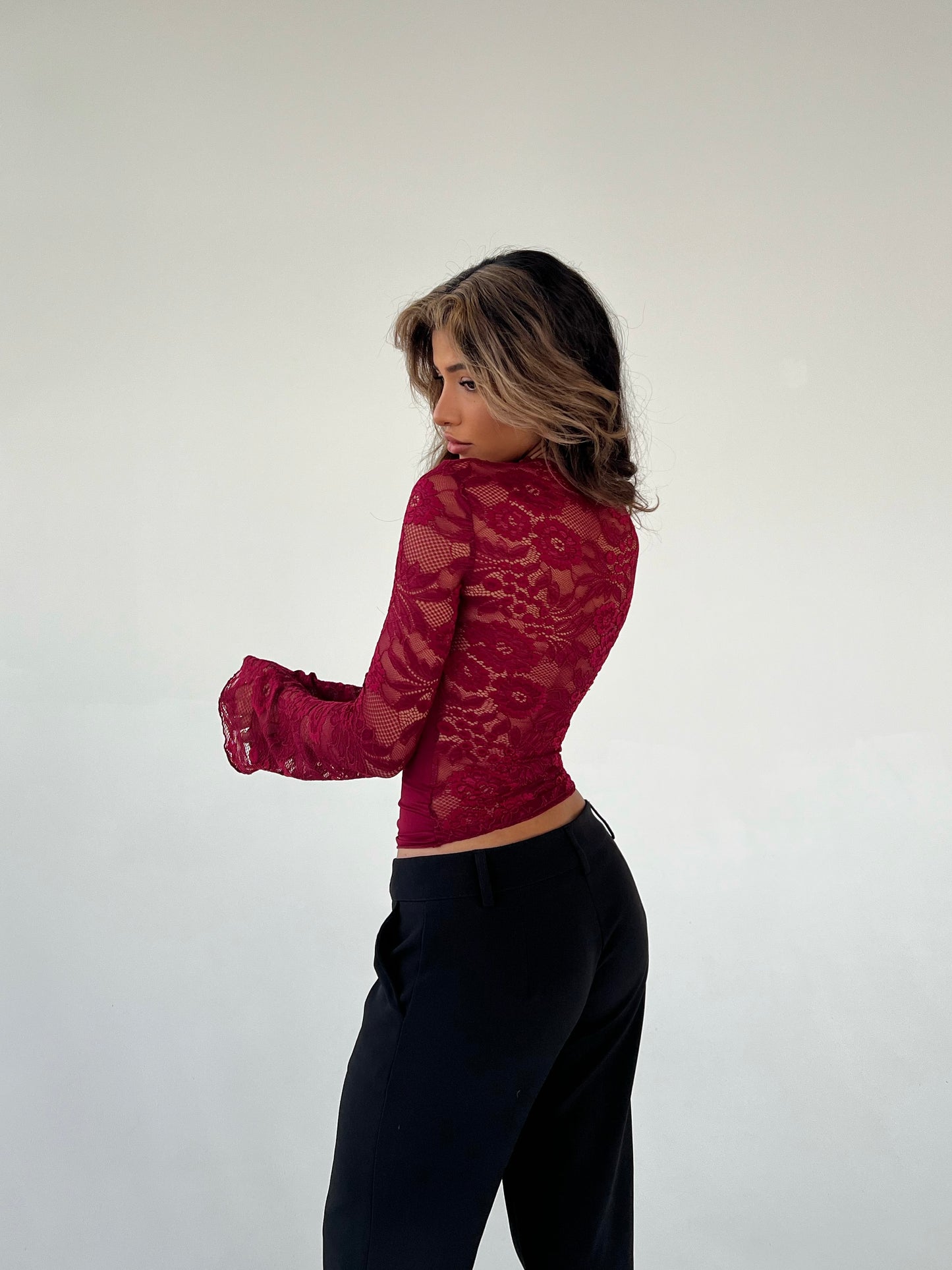 Lara Lace Long Sleeve Top - dunkelrot