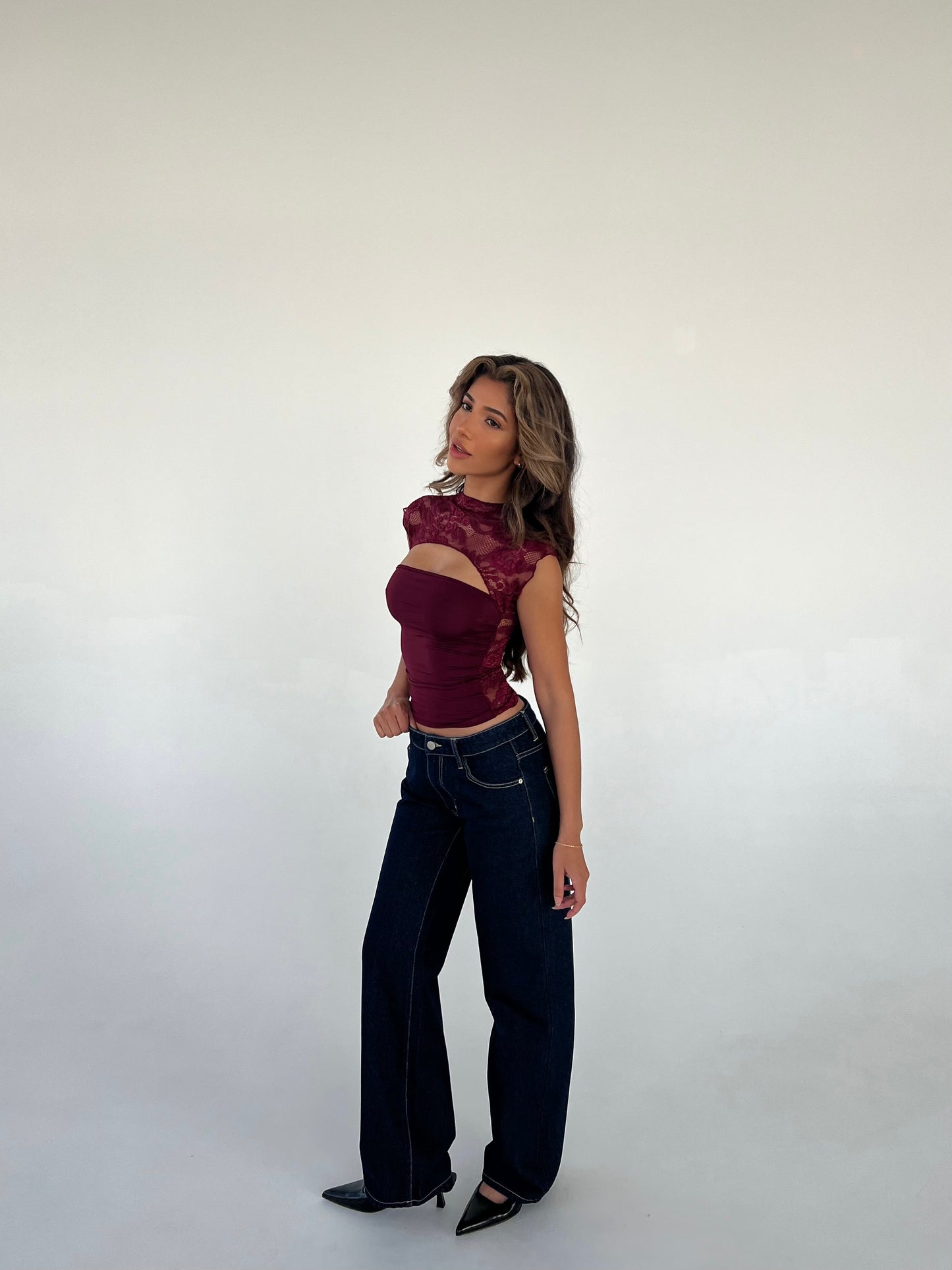 Lara lace top - burgundy 